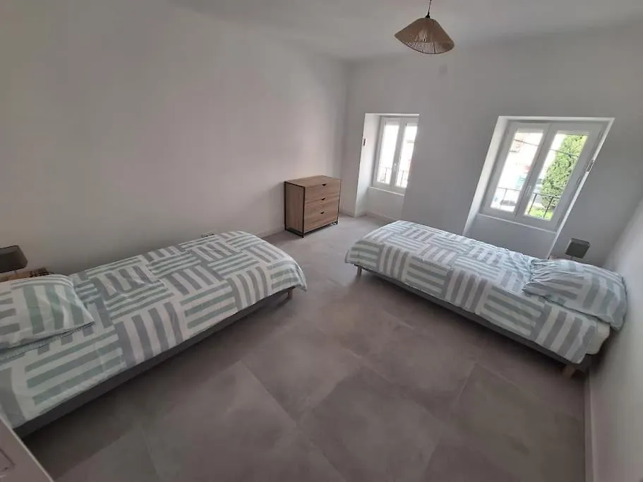 Apartment Appartement Le Peage De Roussillon