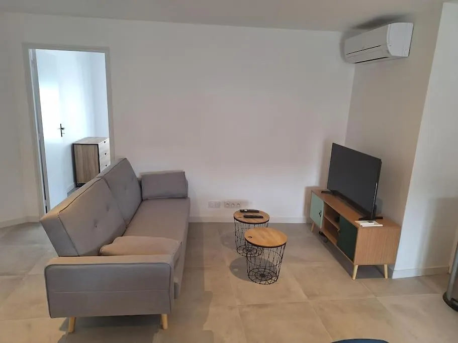 Apartment Appartement Le Peage De Roussillon France