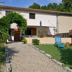 La Batisse Des Oves Gasthof